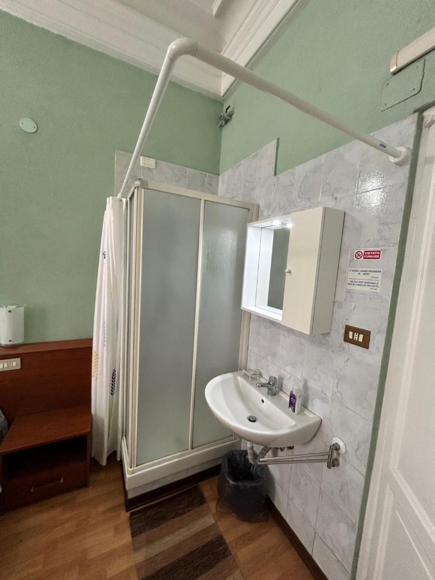 Hotel Barone Genova Eksteriør bilde